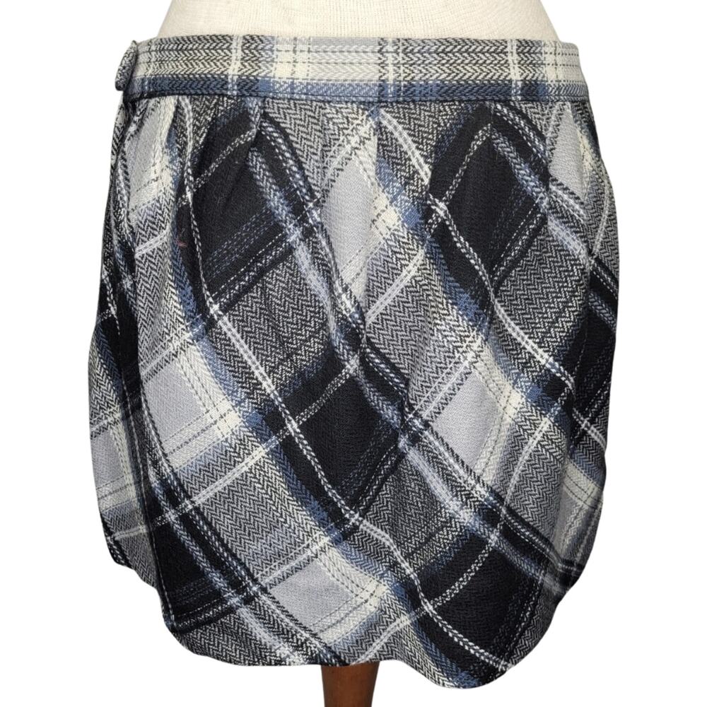 Black and White Plaid Mini Wool Blend Skirt with Pockets Size 4